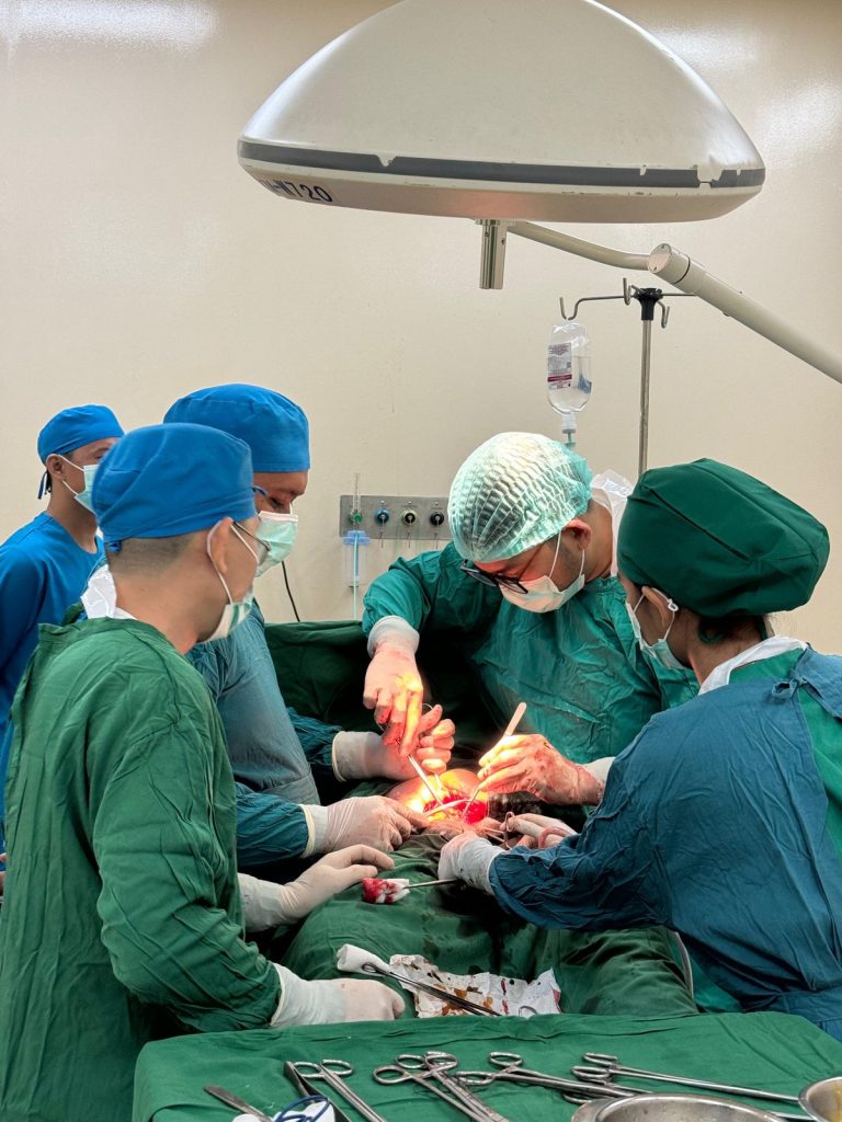 Asistensi Tindakan Operasi